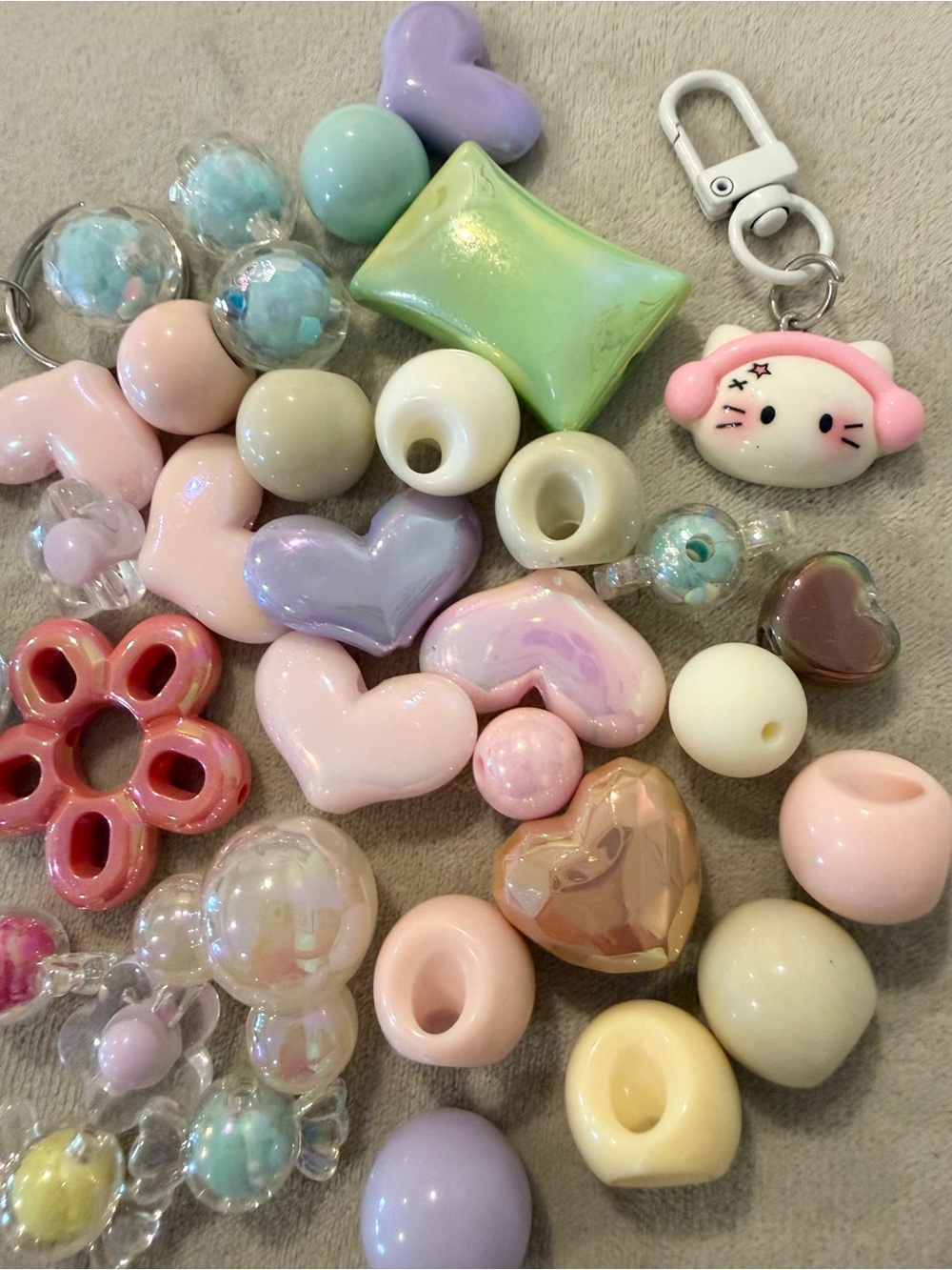 Assorted Pastel Beads for DYI Bag Charms Phone Charms Lot #2 - Picture 3 of 5